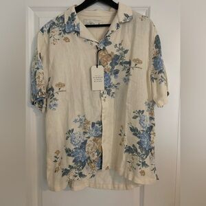 Linen blend floral camp collar shirt - Medium from Abercrombie